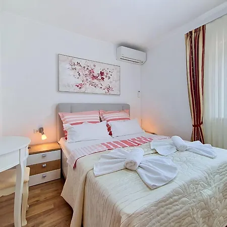 Nikaroni-2 By Interhome Appartement Trogir