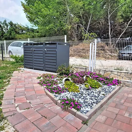 Nikaroni-2 By Interhome Appartement Trogir