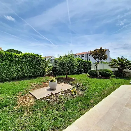 Nikaroni-2 By Interhome * Trogir